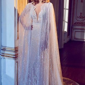 Calla Blanche Carissa Cape (size M)